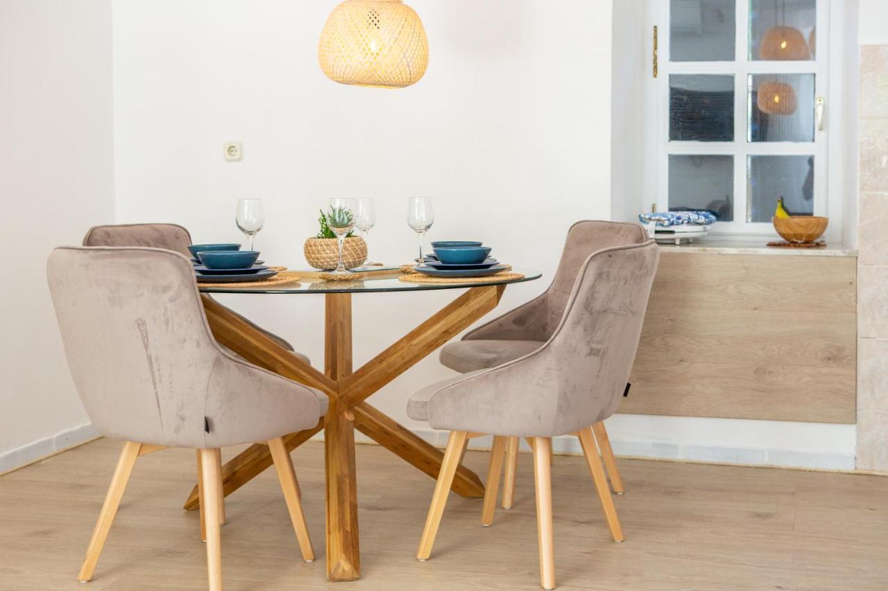 Apartments Mali Raj 코미자 외부 사진